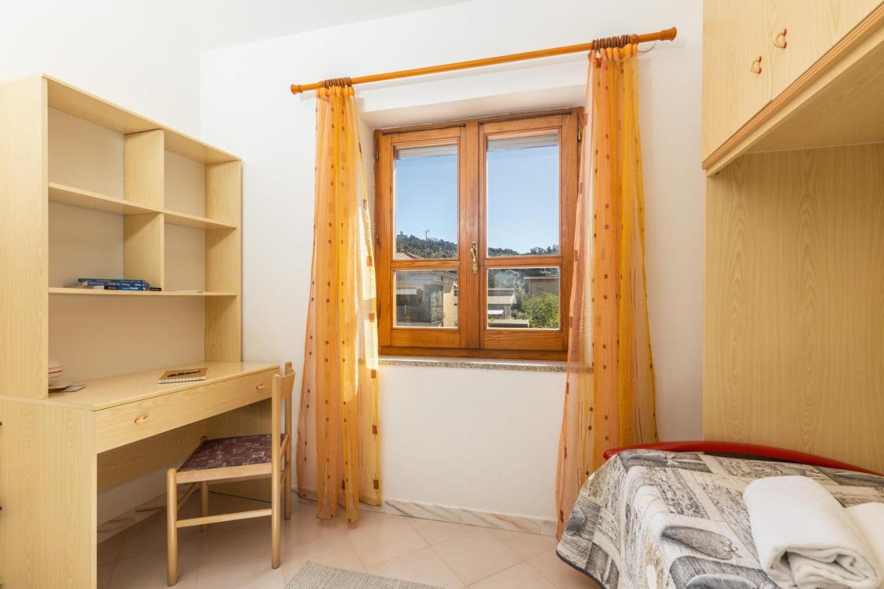 Casa A Due Passi Dal Mare Daire Àrbatax Dış mekan fotoğraf